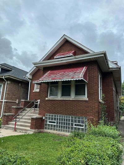 7629 S Marshfield Avenue, House other with 3 bedrooms, 3 bathrooms and 2 parking in Chicago IL | Image 1