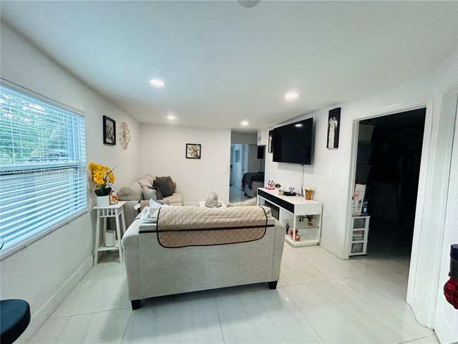 2376 Nw 55 Th St, House other with 4 bedrooms, 2 bathrooms and null parking in Miami FL | Image 4