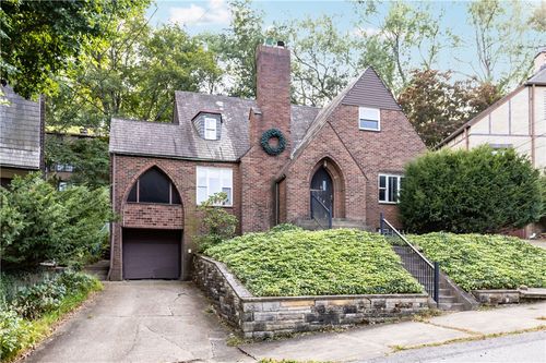 714 Cascade Rd, Pittsburgh, PA, 15221-4606 | Card Image