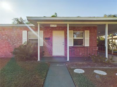 3137 Henderson Circle E, House other with 3 bedrooms, 1 bathrooms and null parking in LAKELAND FL | Image 2