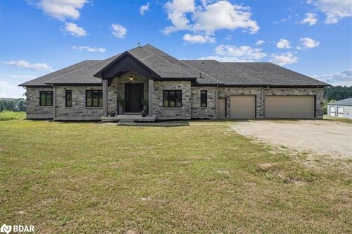 8837 Wellington Road 124, Guelph, ON, N1H6H7 | Card Image
