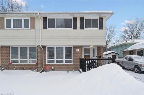 11 Ingleside Dr, Kitchener, ON, N2M2G7 | Card Image