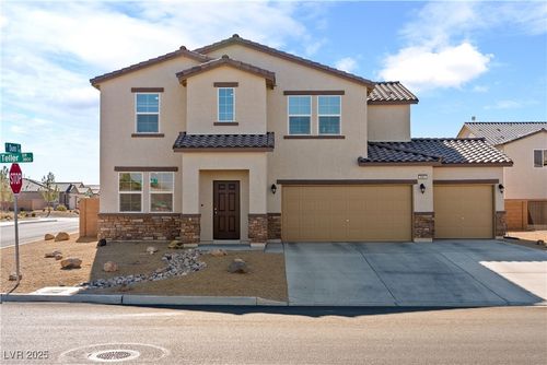 3981 E Teller Dr, Pahrump, NV, 89061-0121 | Card Image