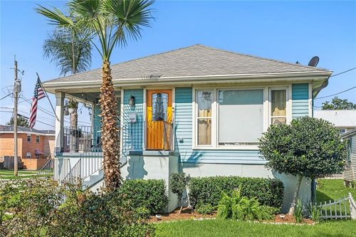 6400 Painters St, New Orleans, LA, 70122-5624 | Card Image