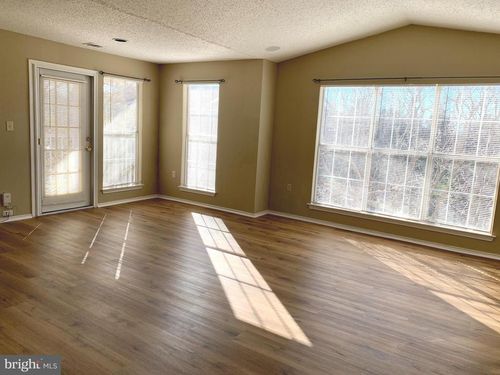 apt-304-21033 Timber Ridge Ter, ASHBURN, VA, 20147-7777 | Card Image