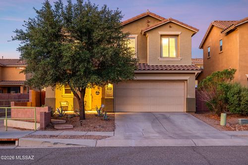 1683 W Gleaming Moon Ln, Tucson, AZ, 85704-1451 | Card Image