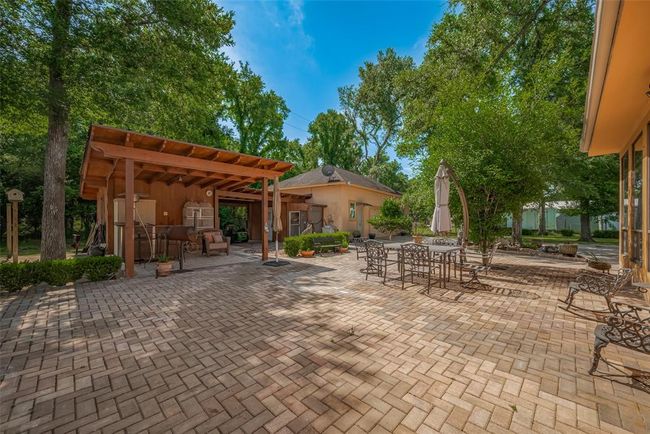 610 Wrangler Rd, Home with 4 bedrooms, 3 bathrooms and 2 parking in Wallis TX | Image 15