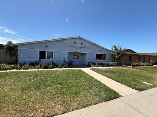 312 Roschelle Ln, Santa Maria, CA, 93458-7526 | Card Image