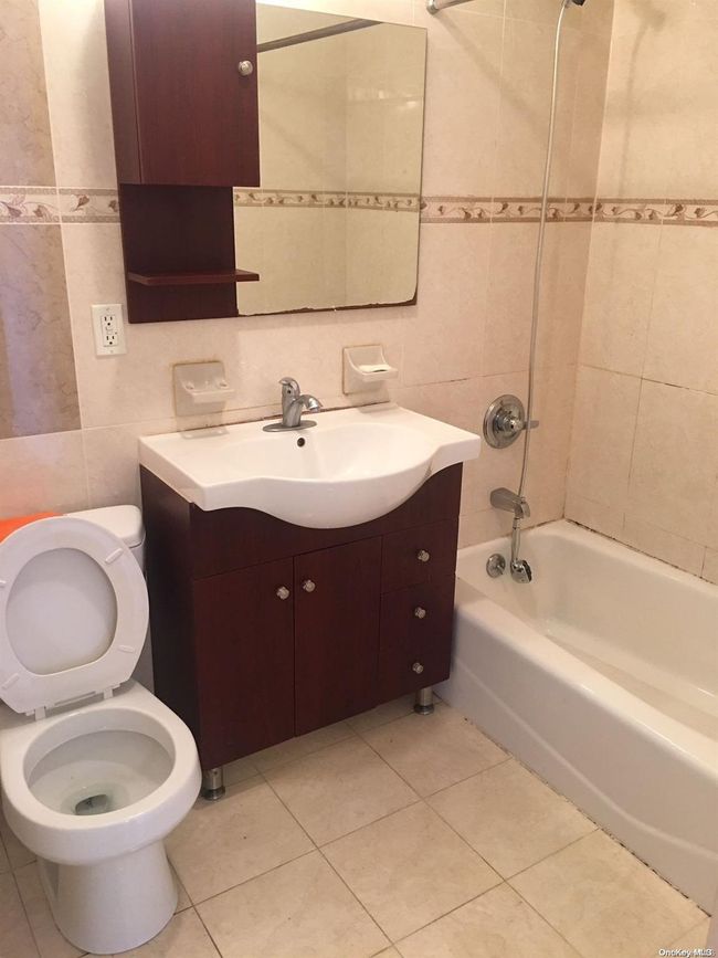 APT-7A - 37-20 Prince St, Condo with 2 bedrooms, 1 bathrooms and null parking in Flushing NY | Image 5