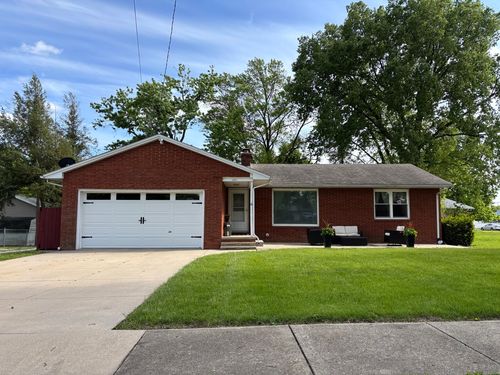 1007 W Bridge St, Streator, IL, 61364-2633 | Card Image