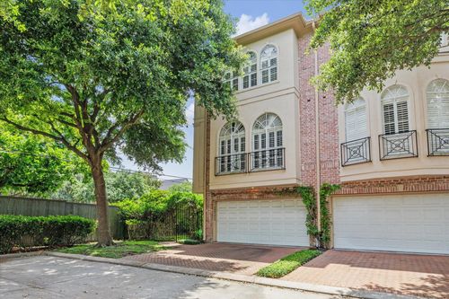 2943 Brompton Square Dr, Houston, TX, 77025-1551 | Card Image