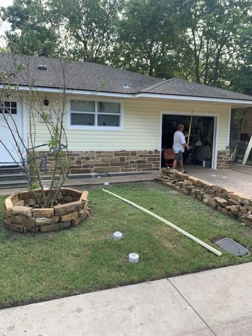 417 W 8th St, Bonham, TX, 75418-3510 | Card Image