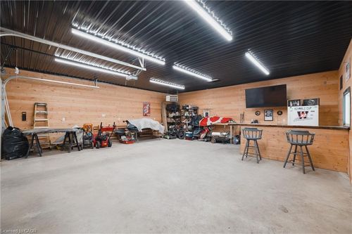 1080 Henry St, Wellesley, ON, N0B2N0 | Card Image