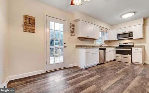 8 Courtland St, TANEYTOWN, MD, 21787-2236 | Card Image