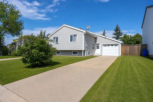 122 Bird Cres, Fort Mcmurray, AB, T9H4T2 | Card Image