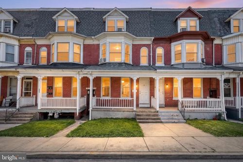 446 E Prospect St, YORK, PA, 17403-2405 | Card Image
