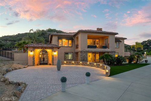 36505 Calle De Lobo, Murrieta, CA, 92562-8662 | Card Image