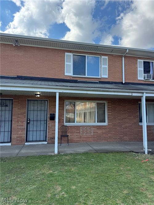 apt-12-4878 Banbury Ct, Warrensville Heights, OH, 44128-5352 | Card Image