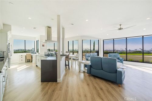 apt-113-230 Lille Ln, Newport Beach, CA, 92663-2664 | Card Image