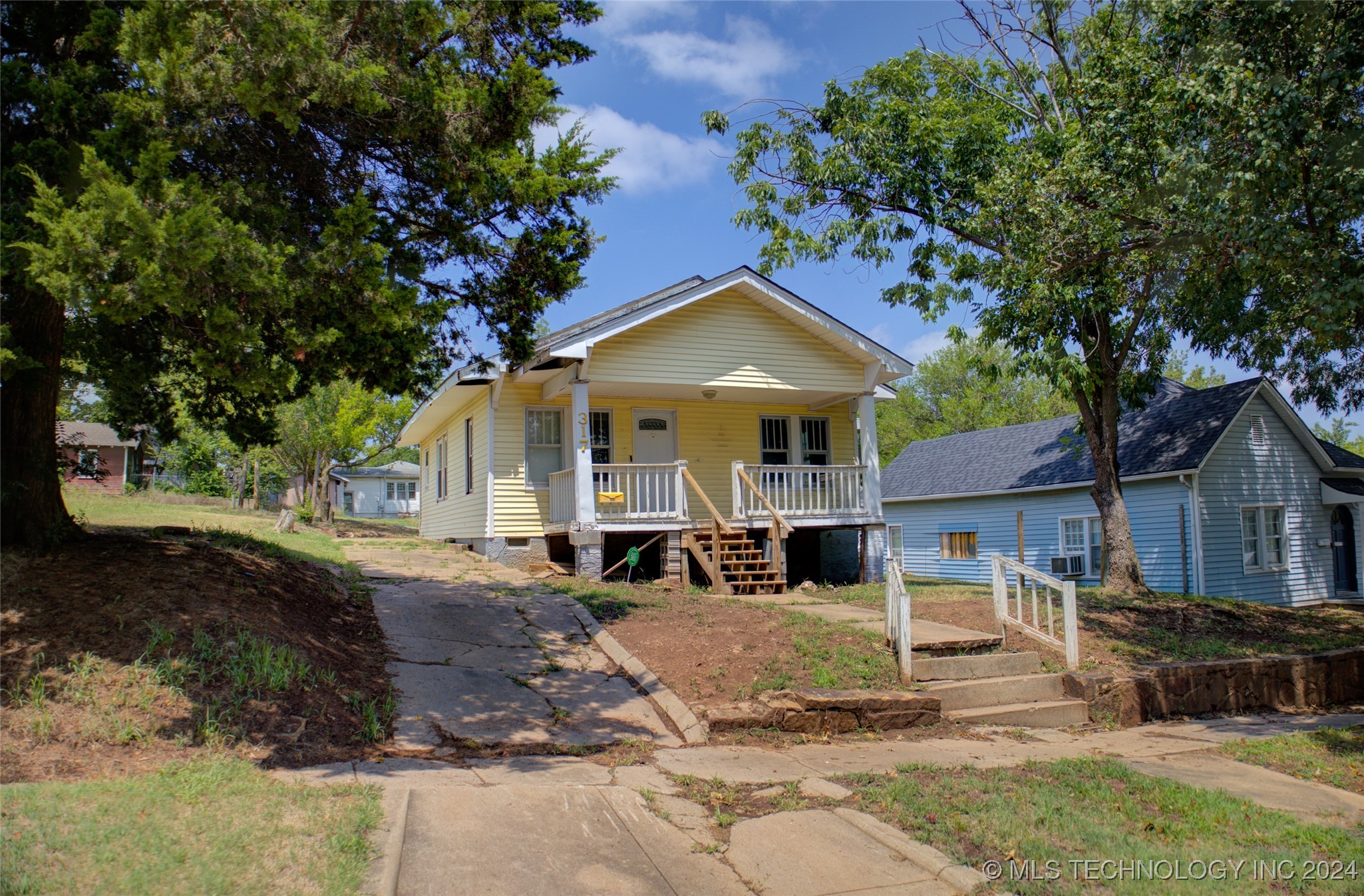9th Ave, Bristow, OK 74010