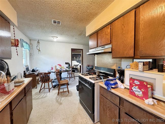 18781 S 526 Rd, House other with 3 bedrooms, 1 bathrooms and null parking in Tahlequah OK | Image 24