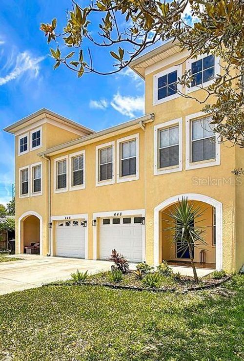 648 Norfolk St, Dunedin, FL, 34698-8415 | Card Image