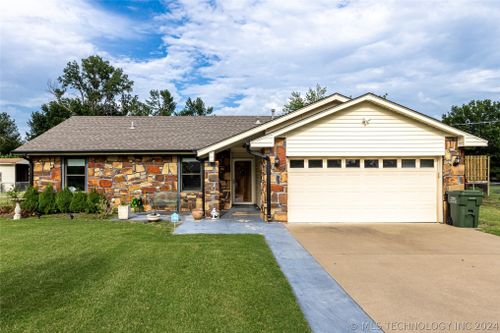 25925 S Clayton Avenue, Claremore, OK, 74018 | Card Image