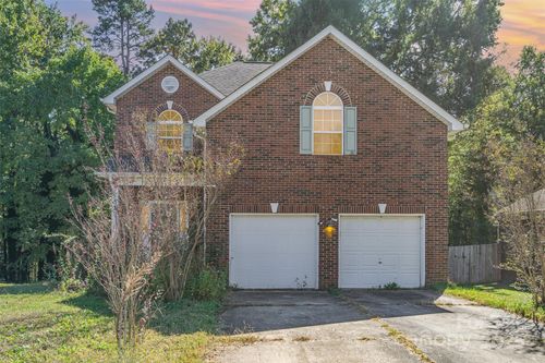 7132 Brighton Brook Dr, Charlotte, NC, 28212-6325 | Card Image
