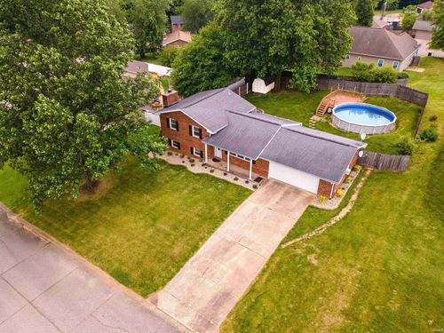 4253 Hilldale Dr, Newburgh, IN, 47630-2648 | Card Image