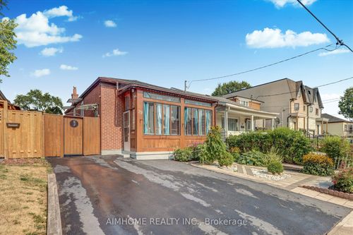 29 Jeavons Ave, Scarborough, ON, M1K1S9 | Card Image