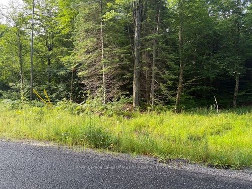 48 Summer Leigh Trail, Utterson, ON, P0B1M0 | Card Image