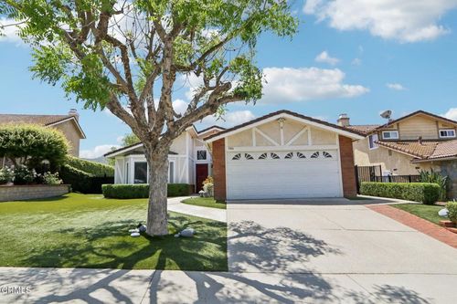 5406 Luis Dr, Agoura Hills, CA, 91301-4051 | Card Image