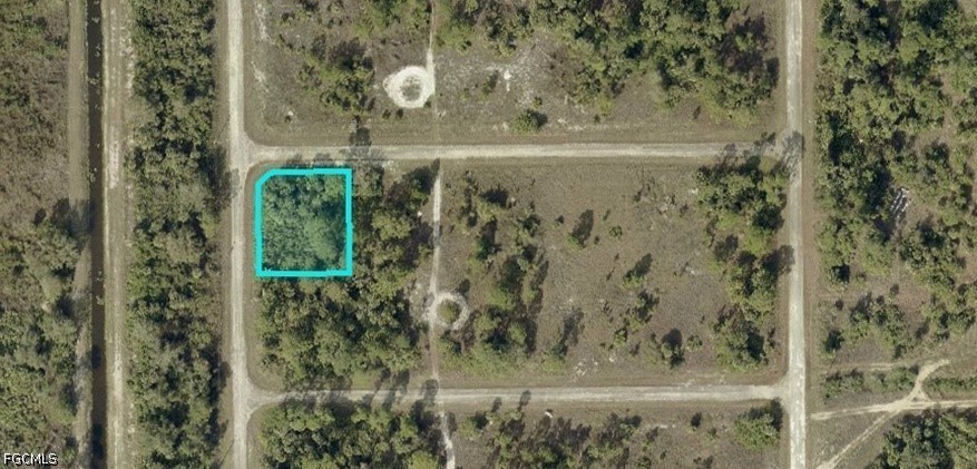Land in Lehigh Acres