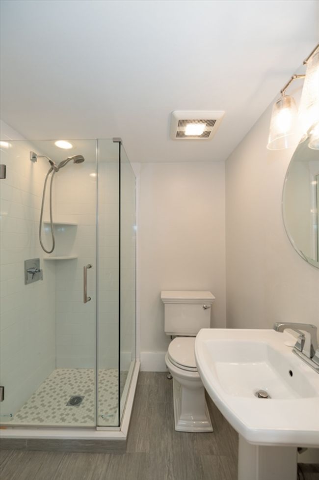 APT-3 - 2 Court St, Condo with 1 bedrooms, 1 bathrooms and 1 parking in Newburyport MA | Image 16