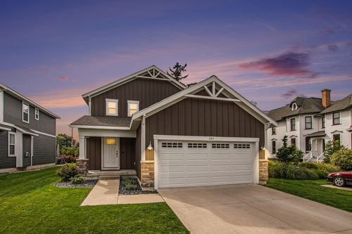 324 Rachaels Way, Spring Lake, MI, 49456-1792 | Card Image