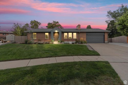 6549 S Longmeadow Cir, Taylorsville, UT, 84129-5801 | Card Image
