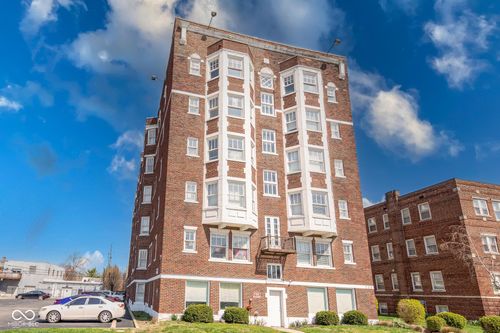 502-230 E 9th St, Indianapolis, IN, 46204-1153 | Card Image