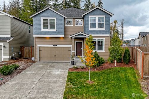 17508 Crossing Drive E, Puyallup, WA, 98374 | Card Image