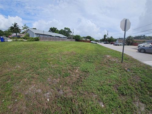 201 Nw 12th St, Pompano Beach, FL, 33060-5428 | Card Image