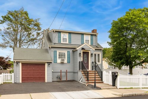66 Revere St, Malden, MA, 02148-4725 | Card Image