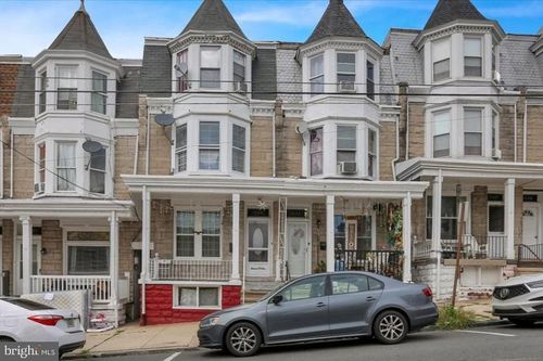 1109 Marion St, READING, PA, 19604-2131 | Card Image