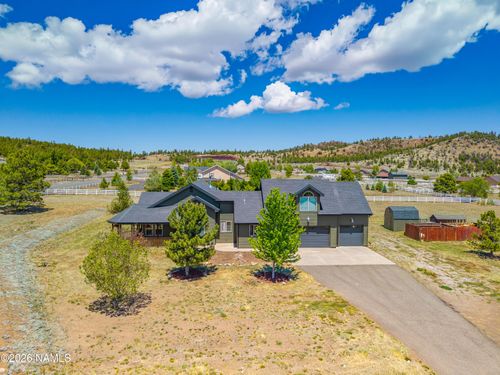 4825 Camino De Los Vientos, Flagstaff, AZ, 86004-0904 | Card Image