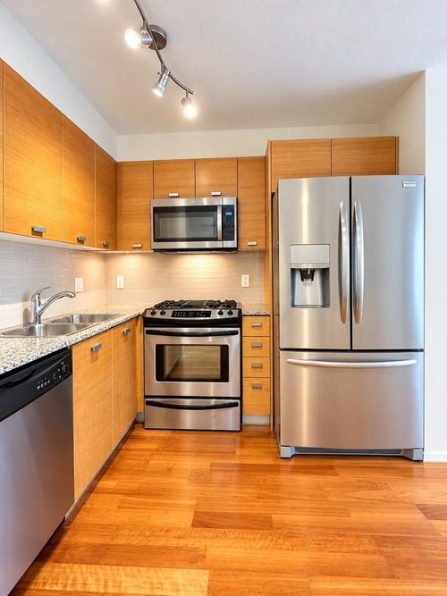 205-2482 Spruce Street, Vancouver, BC, V6H4J2 | Card Image