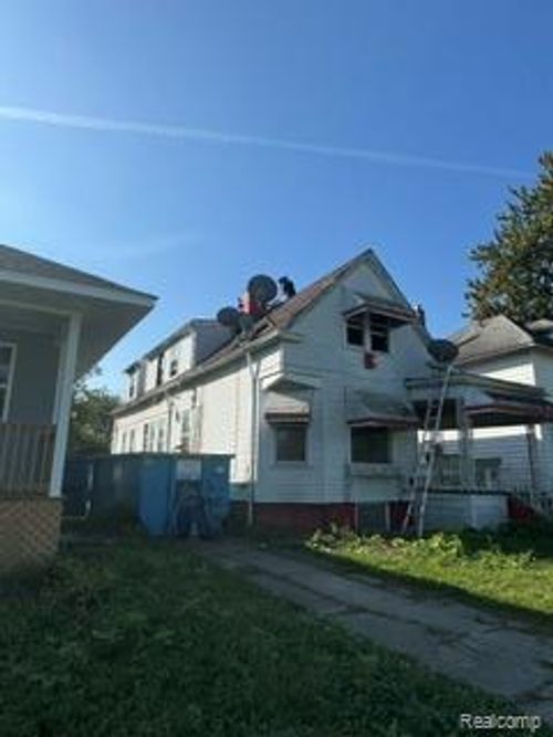 306 Kenilworth Street, Detroit, MI, 48202 | Card Image