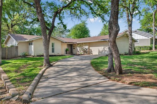 5008 Marble Falls Road, Fort Worth, TX, 76103 | Card Image