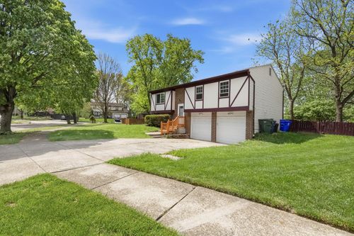 5175 Threshing Ct, Columbus, OH, 43230-1084 | Card Image