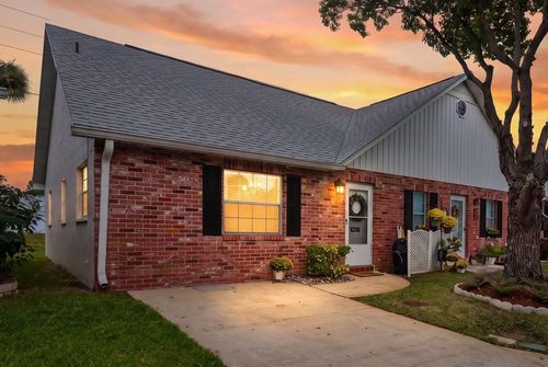 10a-6709 Devonshire Ln, NEW PORT RICHEY, FL, 34653-3951 | Card Image