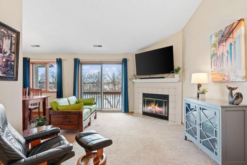 31-2644 Lake Court Dr, Mounds View, MN, 55112-4136 | Card Image