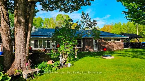 295 Duck Bay Rd, Waubaushene, ON, L0K2C0 | Card Image