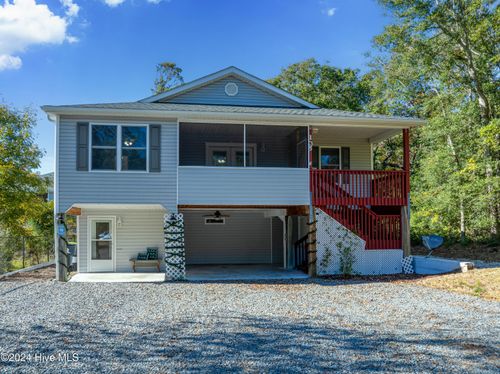 105 Se 15th Street, Oak Island, NC, 28465 | Card Image